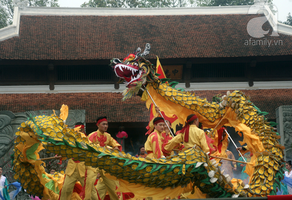 Mùng 5 Tết, người dân Thủ đô nô nức tham gia lễ hội gò Đống Đa - Ảnh 14.