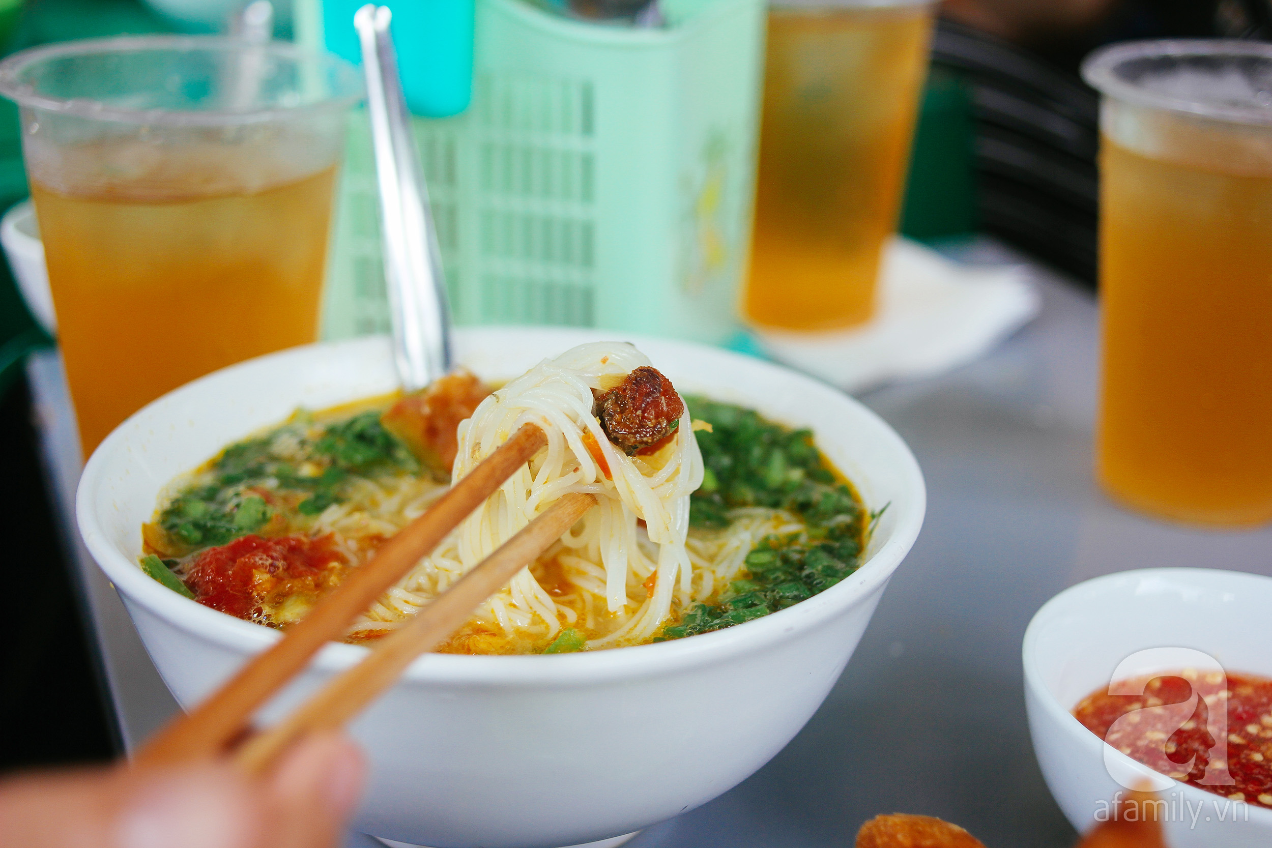 5 quán bún cá ở Hà Nội ngon đến mức, ăn một lần là mê ngay tắp lự - Ảnh 20. 5 quán bún cá ở Hà Nội ngon đến mức, ăn một lần là mê ngay tắp lự - Ảnh 20.