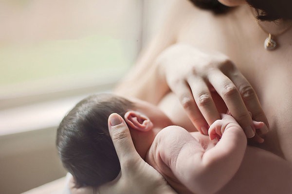 Cuộc sinh nở không tiếng khóc trẻ con, và đêm ấy, hành động của người mẹ khiến nữ y tá chết lặng - Ảnh 3. Cuộc sinh nở không tiếng khóc trẻ con, và đêm ấy, hành động của người mẹ khiến nữ y tá chết lặng - Ảnh 3.