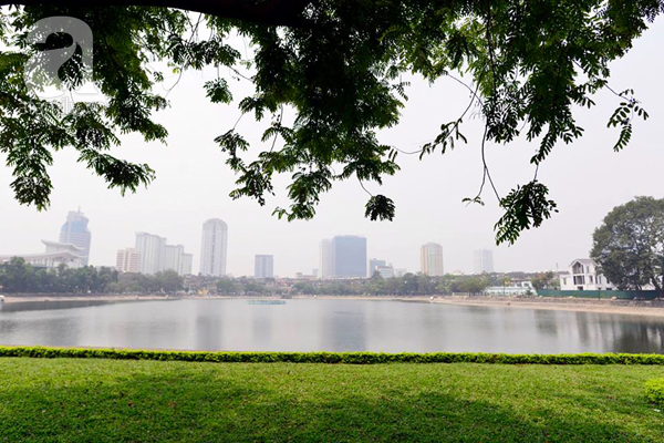 Chùm ảnh: Người dân Thủ đô tận hưởng khoảnh khắc thanh bình ở hồ Thành Công - Ảnh 12.