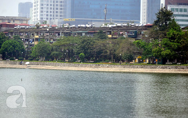 Chùm ảnh: Người dân Thủ đô tận hưởng khoảnh khắc thanh bình ở hồ Thành Công - Ảnh 10.