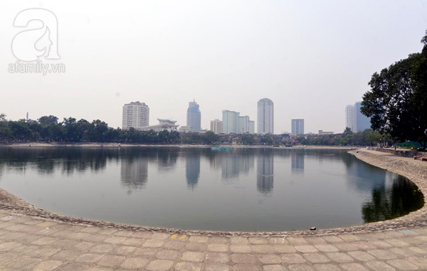 Chùm ảnh: Người dân Thủ đô tận hưởng khoảnh khắc thanh bình ở hồ Thành Công - Ảnh 15.
