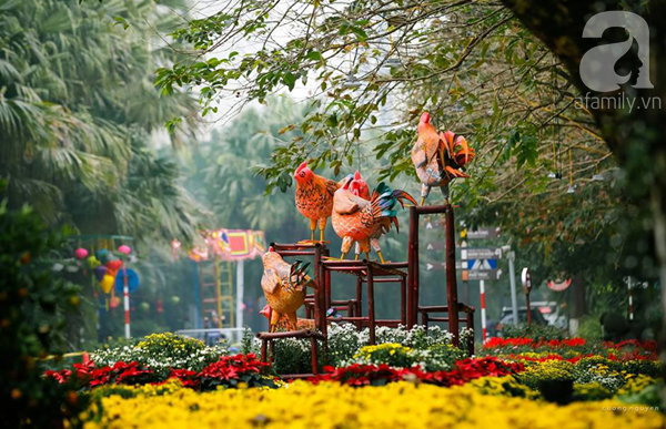 Người Hà Nội đón Tết, du xuân tại lễ hội hoa lớn nhất miền Bắc - Ảnh 9.