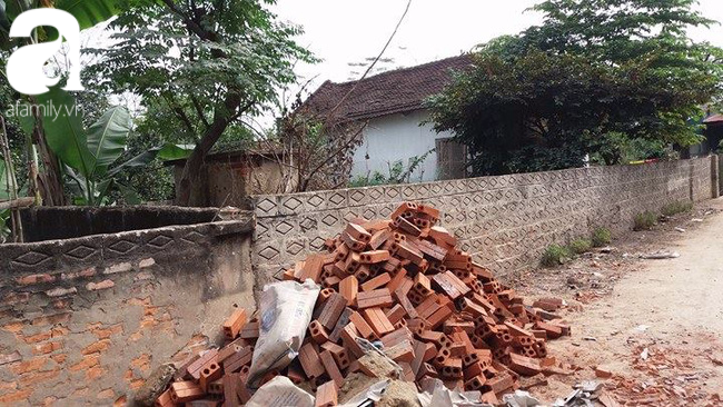Thanh Hóa: 2 bé gái 8 tuổi tố cáo cụ ông 70 tuổi hàng xóm mua kẹo dụ dỗ để sờ soạng, dâm ô - Ảnh 2. Thanh Hóa: 2 bé gái 8 tuổi tố cáo cụ ông 70 tuổi hàng xóm mua kẹo dụ dỗ để sờ soạng, dâm ô - Ảnh 2.