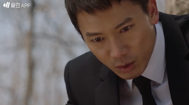 Ji Sung rơi nước mắt khi cuối cùng cũng bắt được kẻ thù giết vợ - Ảnh 1.