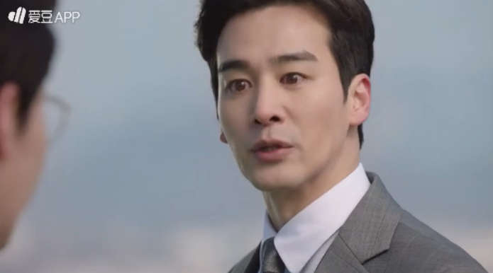 Anh em của Ji Sung bị ám sát, rating Bị cáo tiếp tục tăng kỷ lục - Ảnh 14. Anh em của Ji Sung bị ám sát, rating Bị cáo tiếp tục tăng kỷ lục - Ảnh 14.