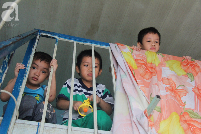 Người mẹ bán vé số vừa thất lạc đứa con út 3 tuổi ở Sài Gòn có tới 11 đứa con - Ảnh 13. Người mẹ bán vé số vừa thất lạc đứa con út 3 tuổi ở Sài Gòn có tới 11 đứa con - Ảnh 13.