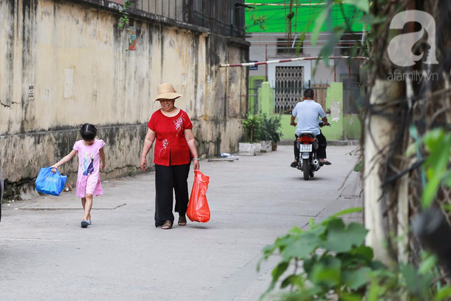 Chùm ảnh: Hà Nội thanh bình yên ả trong ngày Tết độc lập - Ảnh 13. Chùm ảnh: Hà Nội thanh bình yên ả trong ngày Tết độc lập - Ảnh 13.