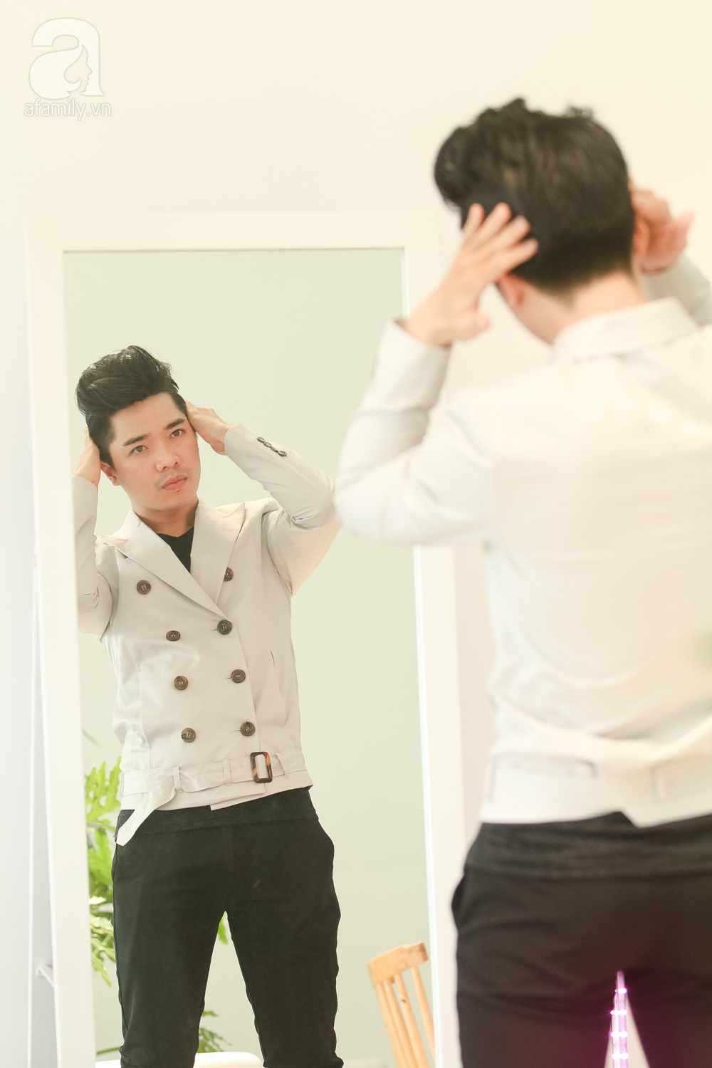 Gặp thầy giáo 8X điển trai, được Lệ Quyên xem như át chủ bài ở Thần tượng Bolero - Ảnh 3. Gặp thầy giáo 8X điển trai, được Lệ Quyên xem như át chủ bài ở Thần tượng Bolero - Ảnh 3.