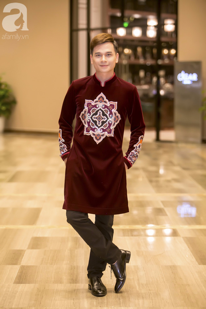 MC Danh Tùng lần đầu diện áo dài sánh đôi cùng Mỹ Lan - Ảnh 4. MC Danh Tùng lần đầu diện áo dài sánh đôi cùng Mỹ Lan - Ảnh 4.