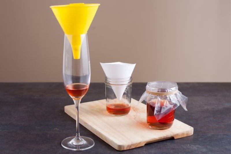 Nh&agrave; bếp sạch b&oacute;ng ruồi muỗi với c&aacute;ch l&agrave;m cực đơn giản dưới đ&acirc;y - Ảnh 4.