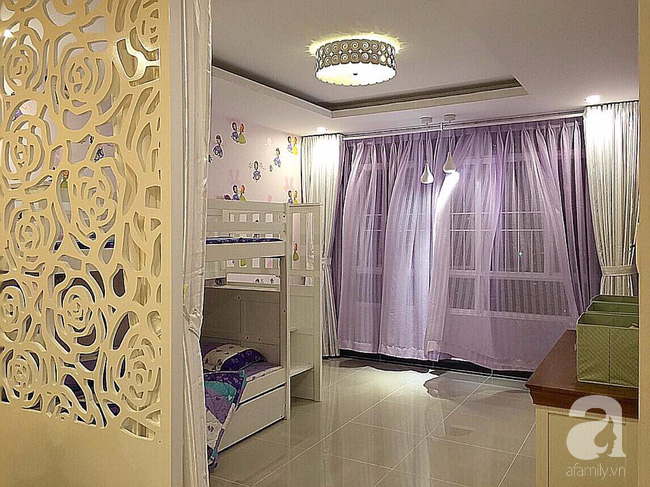 Ghé thăm căn hộ đẹp bình yên, trong trẻo đến lạ thường của người phụ nữ yêu hoa ở TP HCM - Ảnh 9. Ghé thăm căn hộ đẹp bình yên, trong trẻo đến lạ thường của người phụ nữ yêu hoa ở TP HCM - Ảnh 9.
