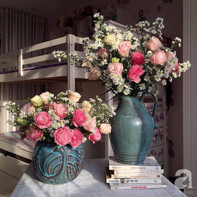 Ghé thăm căn hộ đẹp bình yên, trong trẻo đến lạ thường của người phụ nữ yêu hoa ở TP HCM - Ảnh 11.