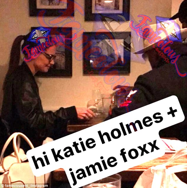 Katie Holmes xuất hiện bên con gái Suri sau khi lộ ảnh hẹn hò - Ảnh 5.