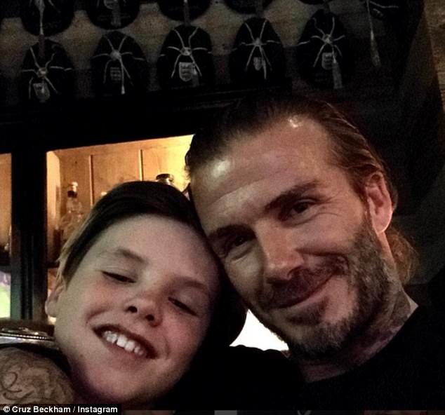 David Beckham đăng ảnh ngọt ngào bên Harper và 3 quý tử nhân dịp sinh nhật tuổi 42 - Ảnh 5.