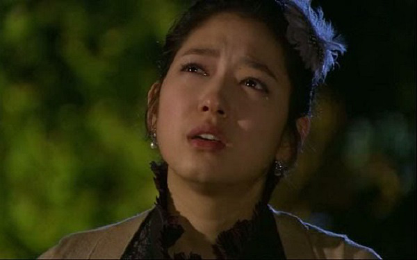 Hành động của chồng sắp cưới trong buổi họp lớp làm tôi phát hoảng - Ảnh 2.