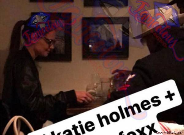 Katie Holmes hẹn hò bạn trai da màu ngay gần nơi Tom Cruise quay phim - Ảnh 3.