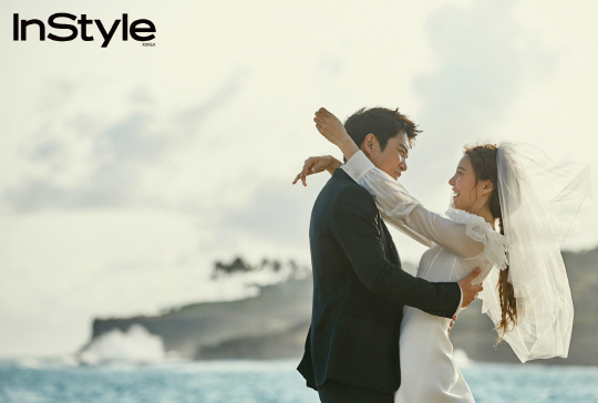Ngắm ảnh cưới lãng mạn của Cha Ye Ryun và Joo Sang Wook tại Hawaii  - Ảnh 1.