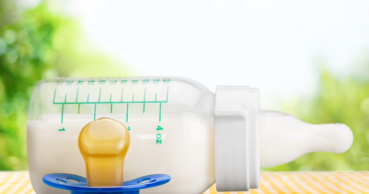 Sữa công thức có thực sự cần thiết cho trẻ sau 1 tuổi? Sự thật sẽ khiến bố mẹ ngã ngửa! - Ảnh 1.