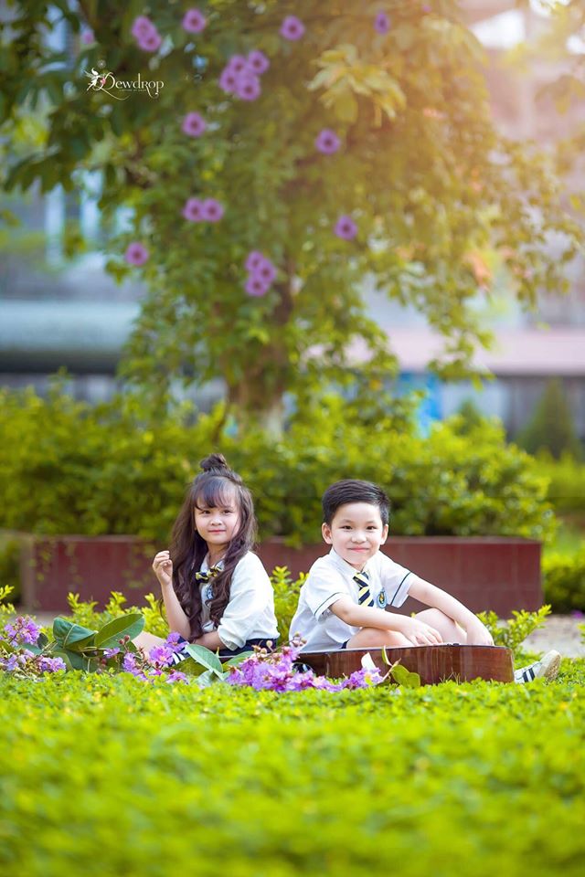 Sau kỷ yếu mẫu giáo, Hoa khôi nhí Tuyên Quang lại khiến dân mạng sục sôi với bộ ảnh “Tạm biệt lớp 1” - Ảnh 23. Sau kỷ yếu mẫu giáo, Hoa khôi nhí Tuyên Quang lại khiến dân mạng sục sôi với bộ ảnh “Tạm biệt lớp 1” - Ảnh 23.