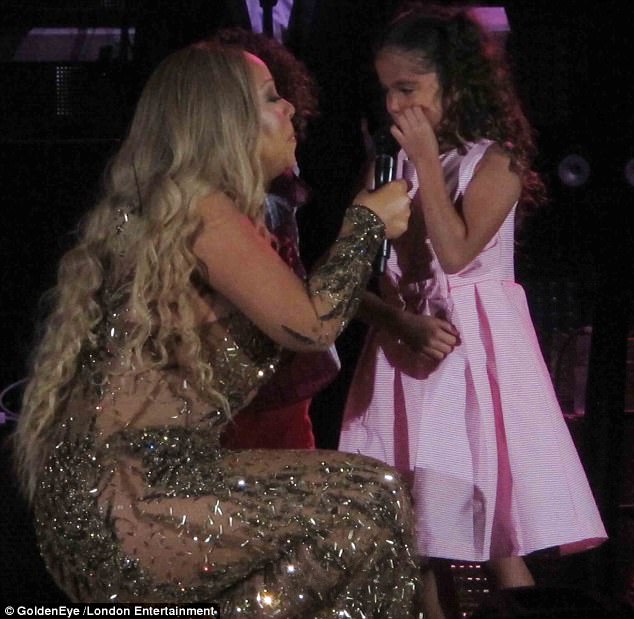 Cặp sinh đôi nhà Mariah Carey mới 6 tuổi đã muốn trở thành sao giống bố mẹ - Ảnh 3.