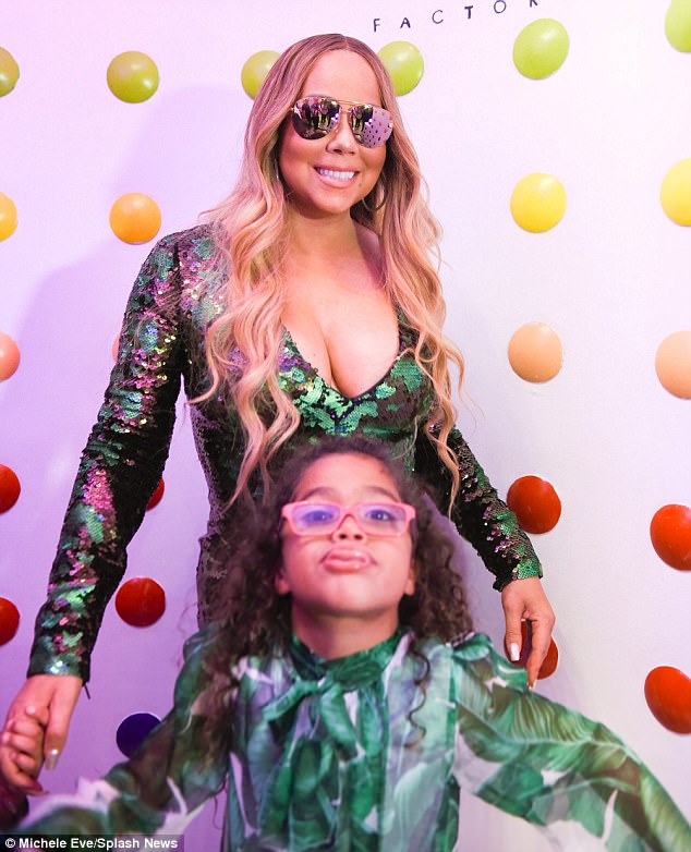 Con gái Mariah Carey ăn mặc già chát, đanh đá trước ống kính máy ảnh - Ảnh 3.