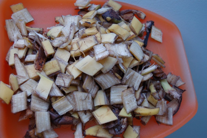  Với 9 c&aacute;ch l&agrave;m cực đơn giản, vỏ chuối sẽ trở th&agrave;nh thần dược cho khu vườn nh&agrave; bạn  - Ảnh 3.