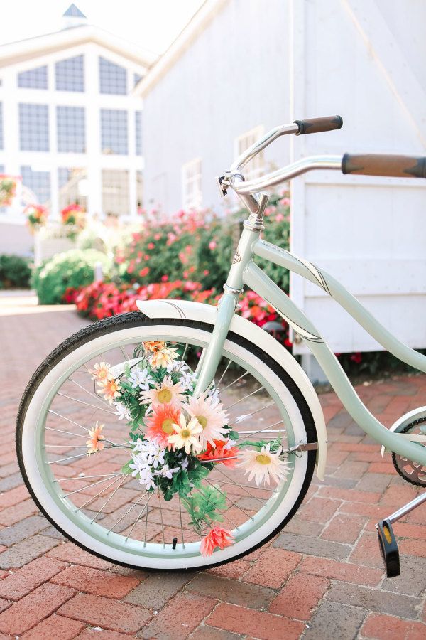 Những ý tưởng trang trí vườn tuyệt hay với xe đạp cũ bạn sẽ rất ...