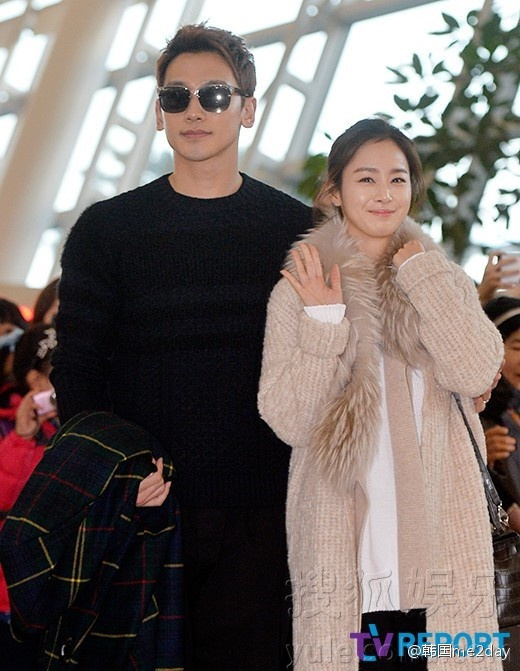 Vợ chồng son Kim Tae Hee - Rain nắm tay đi trăng mật Bali, lần đầu công khai xuất hiện bên nhau - Ảnh 6.