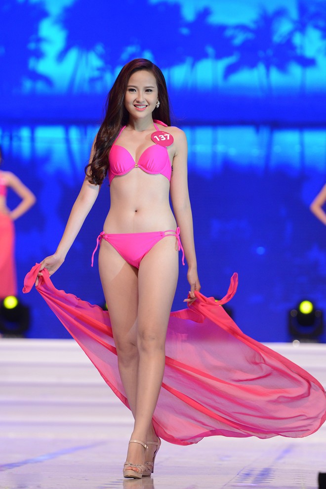 Đỗ Trần Khánh Ngân: Từ cô nàng mờ nhạt bị Kỳ Duyên vượt mặt tại HHVN 2014 đến chủ nhân vương miện Miss Globe 2017 - Ảnh 5.