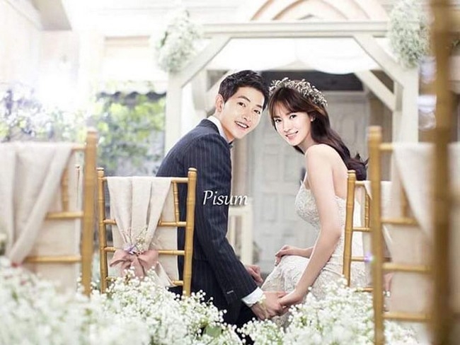 Loạt ảnh cưới đủ phong cách dễ thương của Song Joong Ki - Song Hye Kyo qua góc nhìn của fan - Ảnh 6.