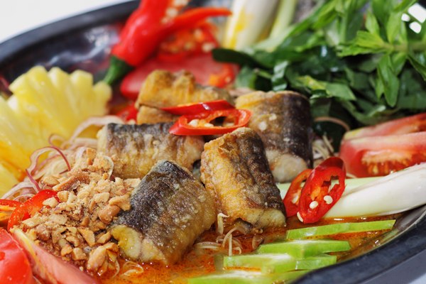 Những món ngon, chữa bệnh từ lươn - Ảnh 1. Những món ngon, chữa bệnh từ lươn - Ảnh 1.