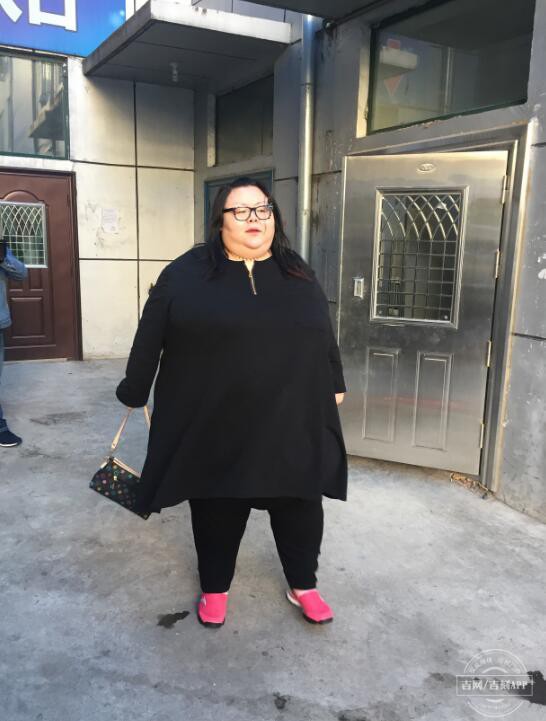 Hành trình cay đắng của người phụ nữ béo nhất Trung Quốc từng nặng 244 kg vừa giảm xuống 95kg - Ảnh 3.