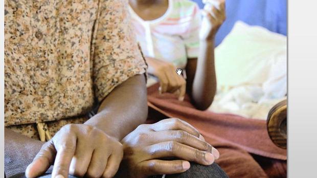 Cha dượng ngược đ&atilde;i con trai, h&atilde;m hiếp con g&aacute;i ri&ecirc;ng của vợ khiến mang thai - Ảnh 1.