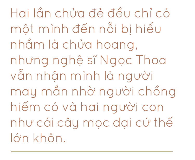 NSƯT Ngọc Thoa: “Tôi là người vợ tồi và là người mẹ rất tồi, may mà con cái cứ thế lớn khôn” - Ảnh 1.