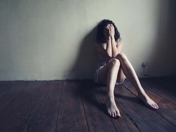 Chị em sẽ già đi trông thấy mỗi ngày vì stress nếu cứ duy trì những thói quen xấu này - Ảnh 3. Chị em sẽ già đi trông thấy mỗi ngày vì stress nếu cứ duy trì những thói quen xấu này - Ảnh 3.
