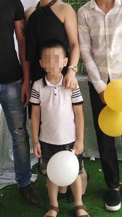 Anh bé trai mất tích ở Quảng Bình nói về bức ảnh em bé khóc trên xe máy: 80% đó là em tôi! - Ảnh 1.