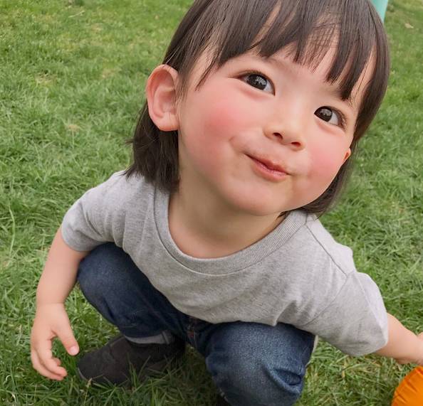 Gặp gỡ em bé Nhật dễ thương nhất instagram, sở hữu lượng fan hâm mộ khủng khắp thế giới - Ảnh 4.