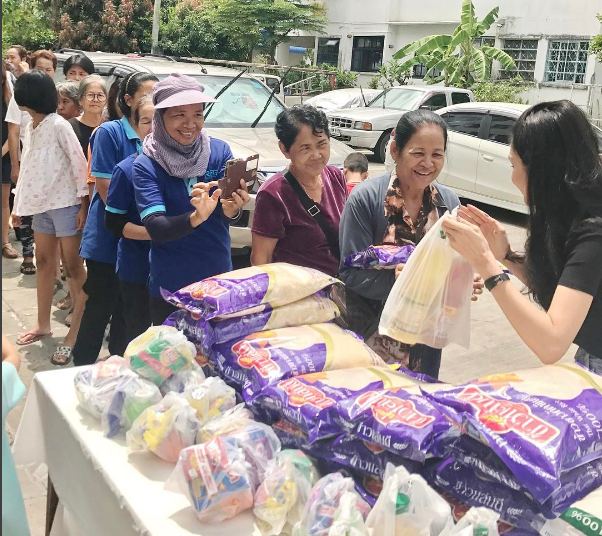 Hãy làm vợ như cô ấy: Khiến chồng mạnh tay làm đám cưới sang chảnh, sống sung sướng, được yêu như nữ hoàng - Ảnh 13.