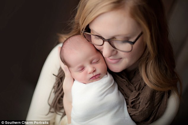 Vừa chào đời đã được 24 tuổi, em bé sơ sinh này chính là điều kỳ diệu của y học - Ảnh 4.