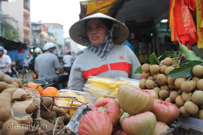 Cái Tết cuối cùng của tiểu thương ở ngôi chợ trung tâm quận 1, TP.HCM trước ngày giải tỏa - Ảnh 8.