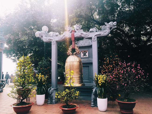 15 ngôi chùa linh thiêng nên đi lễ dịp đầu năm ở Hà Nội, Sài Gòn - Ảnh 7.