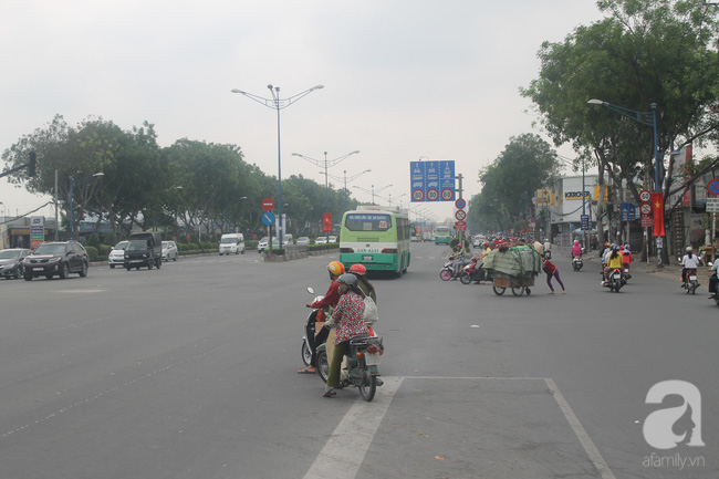 Hình ảnh giao thông Hà Nội, Sài Gòn thông thoáng trong buổi sáng ngày đầu tiên đi làm sau Tết - Ảnh 12.