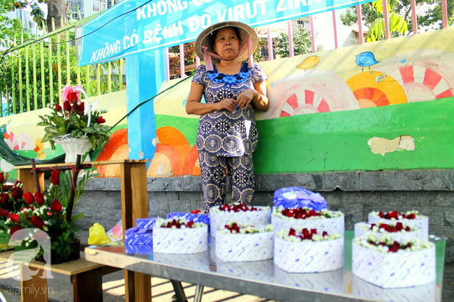Bất ngờ với giá hoa ngày lễ Valentine tại Sài Gòn: Ít người mua, giá còn rẻ hơn ngày thường - Ảnh 10.