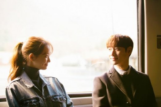 Kể từ ngày có Shin Min Ah, Lee Je Hoon ngày càng phạm phải nhiều tội tày trời - Ảnh 2. Kể từ ngày có Shin Min Ah, Lee Je Hoon ngày càng phạm phải nhiều tội tày trời - Ảnh 2.