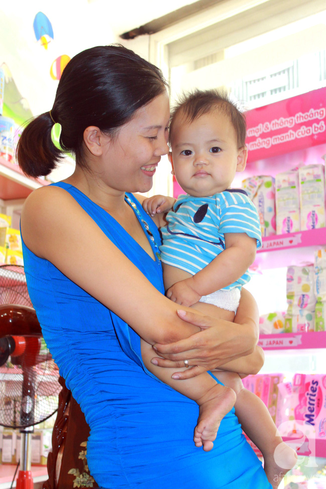 Ngọt ngào tủ sữa mẹ miễn phí của bà mẹ hai con ở Sài Gòn - Ảnh 2.