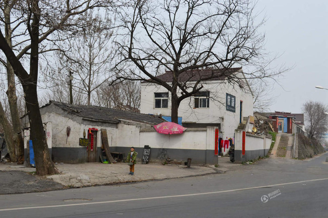 Cuộc ly hôn tập thể của hơn 160 cặp đôi ở làng quê Trung Quốc và nguyên nhân thật sự phía sau - Ảnh 2.