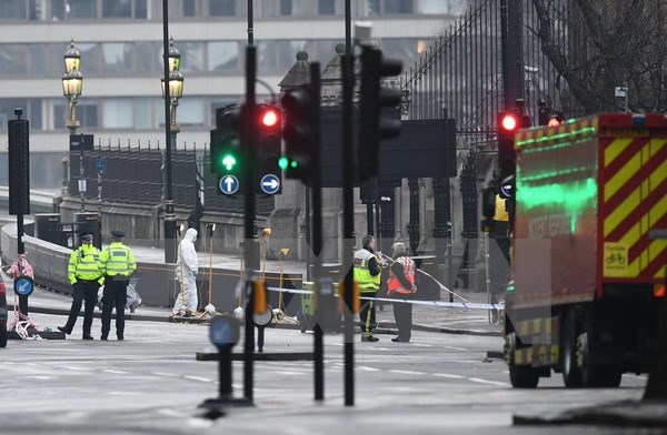 Vụ tấn công khủng bố ở Anh: Số nạn nhân tử vong tăng lên - Ảnh 1.