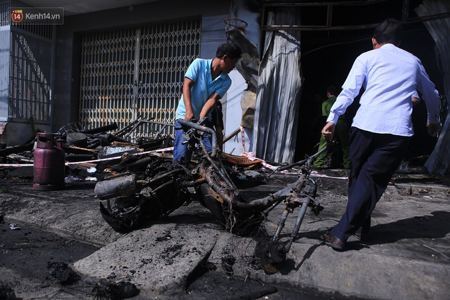 Chùm ảnh: Hiện trường vụ cháy khiến 3 người chết thảm ở Đà Nẵng - Ảnh 2.