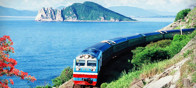 Đường sắt Bắc - Nam Việt Nam lọt top 6 tuyến đường sắt đáng trải nghiệm nhất ở Châu Á - Ảnh 2.